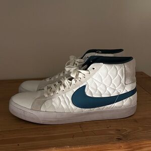 Nike SB Blazer Koston